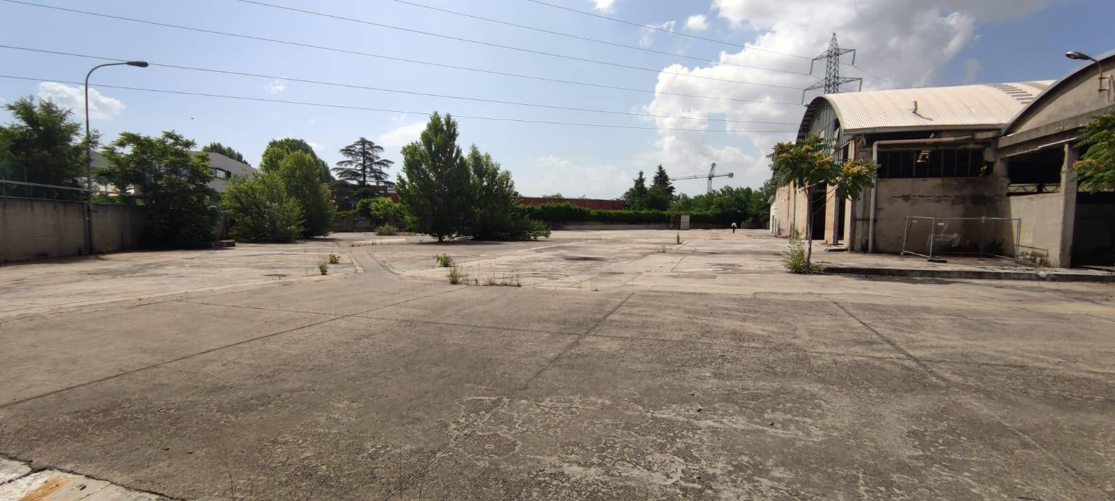 Capannone a Vimercate