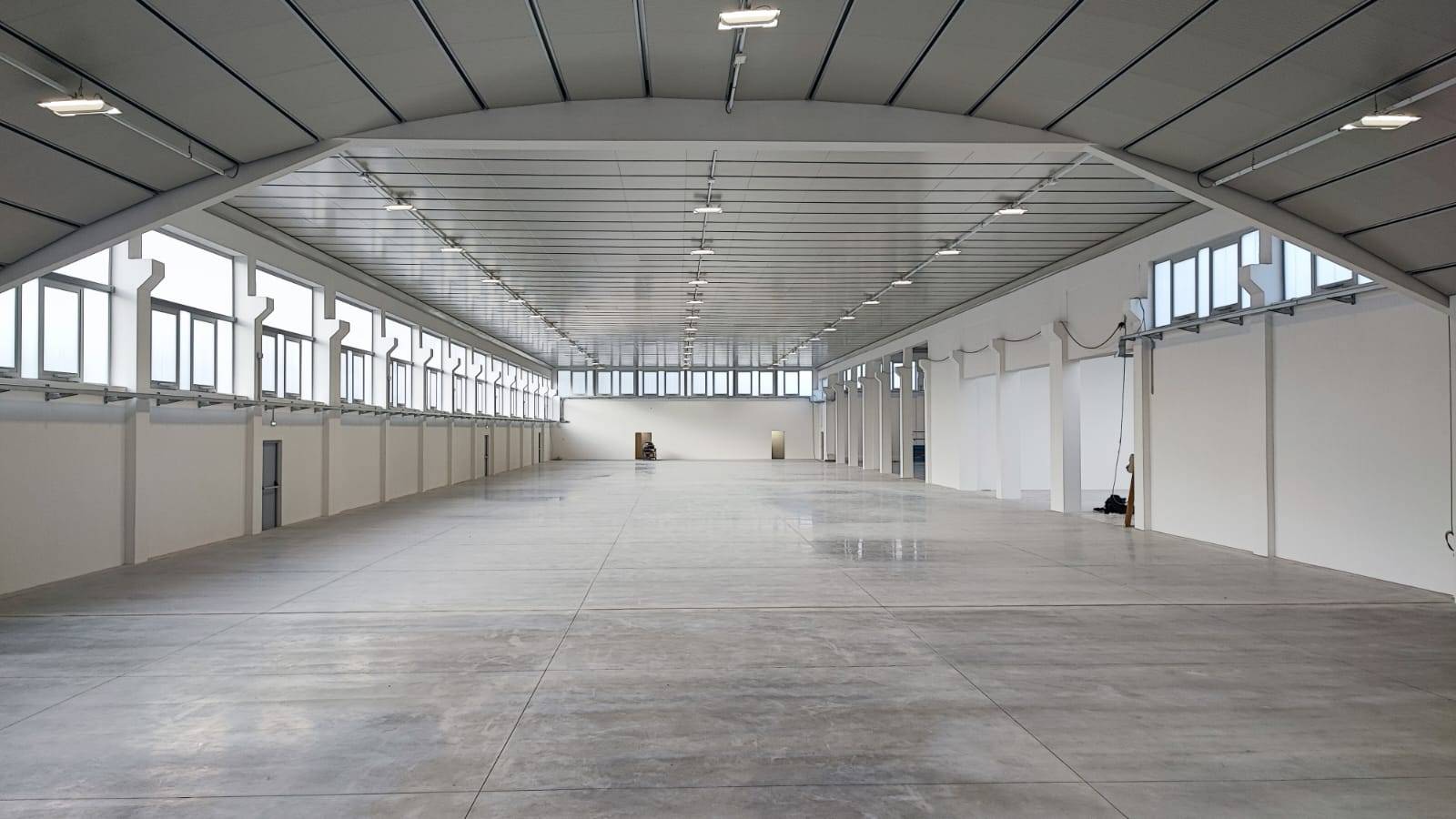 Capannone a Giussano