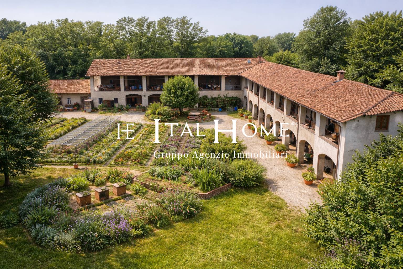 Stabile/Palazzo a Ronco Briantino