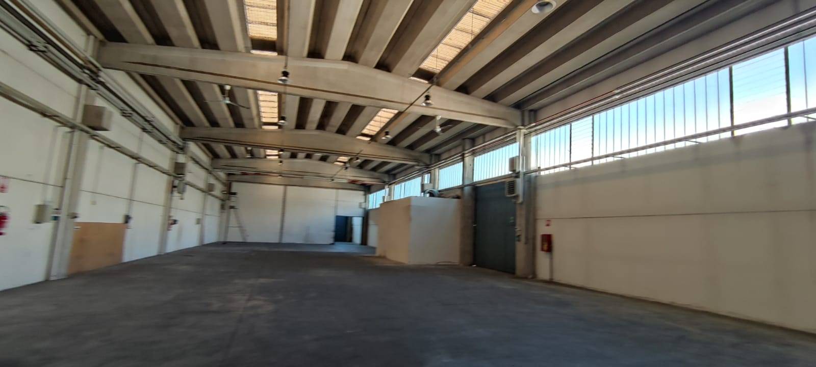 Capannone a Verderio